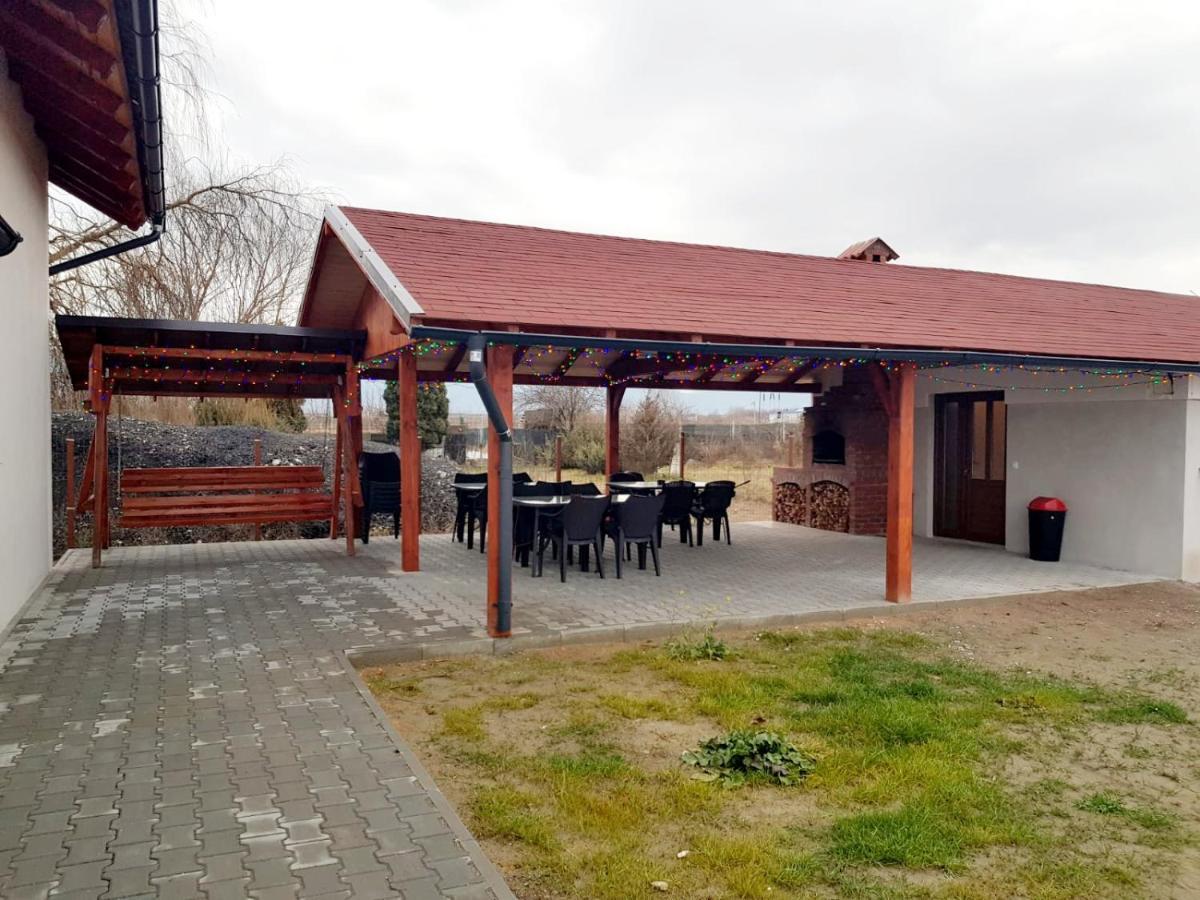 Apartament Vila Karina Carta  Zewnętrze zdjęcie