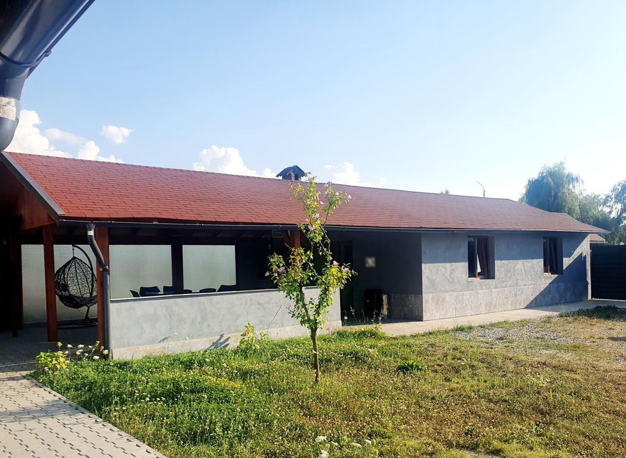 Apartament Vila Karina Carta  Zewnętrze zdjęcie