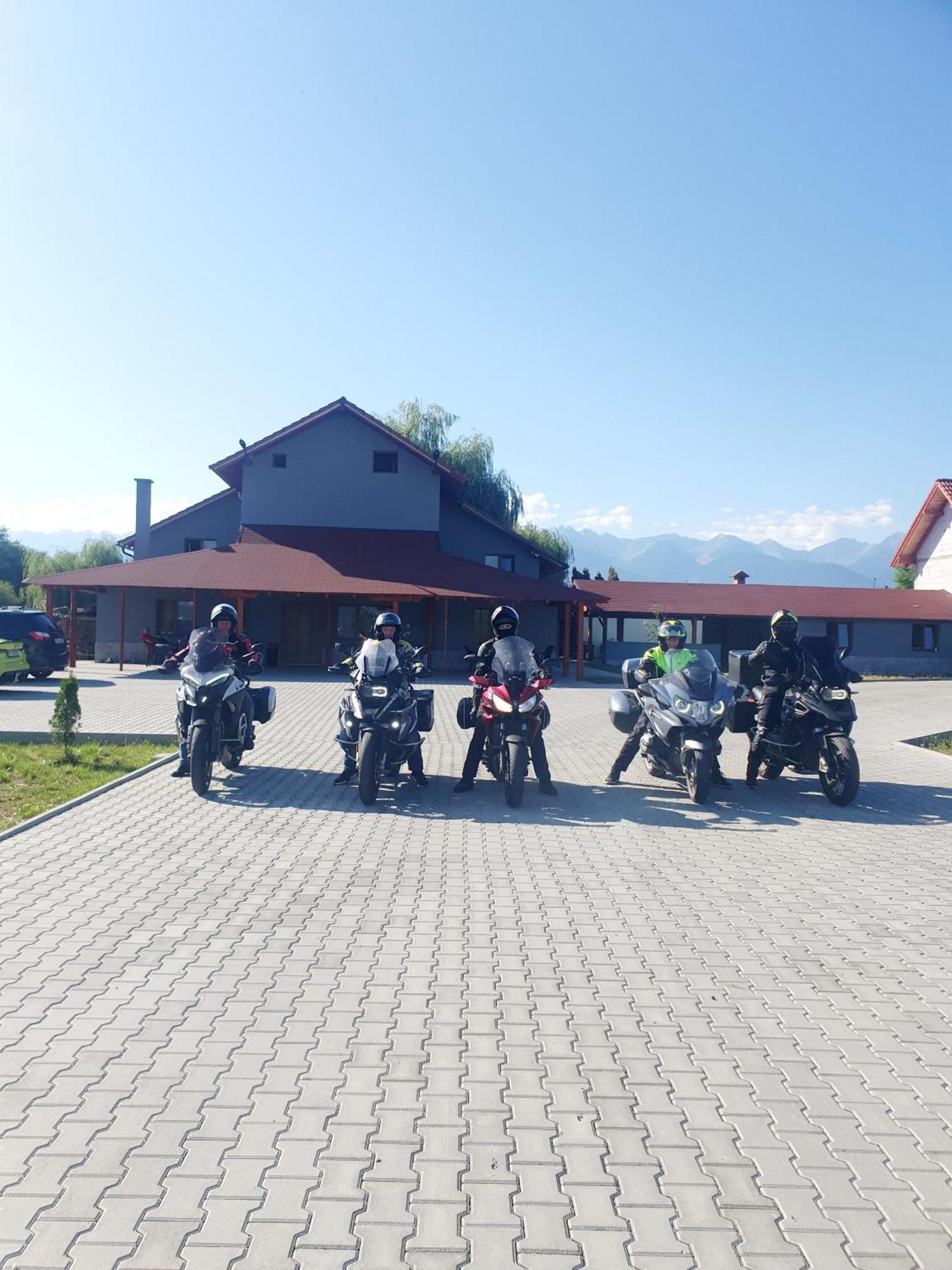 Apartament Vila Karina Carta  Zewnętrze zdjęcie
